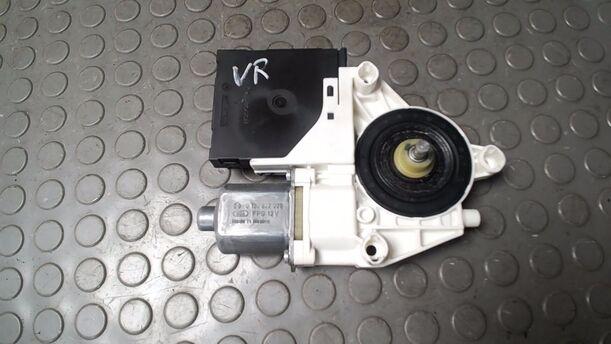 Foto: FENSTERHEBERMOTOR VORN RECHTS eines VW Golf Variant 1.4 TSI