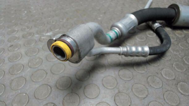 Foto: KLIMALEITUNG KOMPRESSOR - VERDAMPFER eines BMW 116i XL