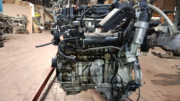 Foto: MOTOR ( 271946 ) eines Mercedes-Benz C 180 T Kompressor XL