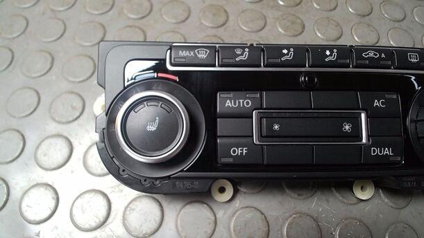 Foto: HEIZUNGSBETÄTIGUNG eines VW Golf Variant 1.4 TSI XL