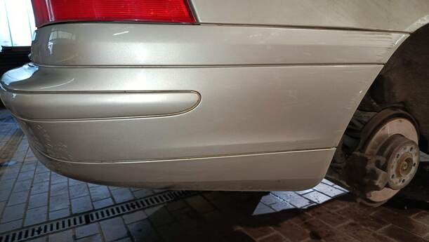 Foto: STOSSFÄNGER / STOßSTANGE HINTEN eines Mercedes-Benz C 180 T Kompressor XL
