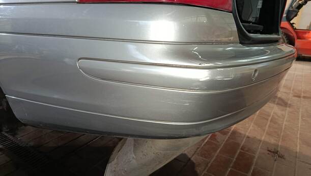 Foto: STOSSFÄNGER / STOßSTANGE HINTEN eines Mercedes-Benz C 180 T Kompressor XL