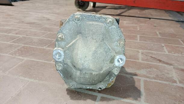 Foto: DIFFERENTIAL / HINTERACHSGETRIEBE eines Mercedes-Benz C 180 T Kompressor XL