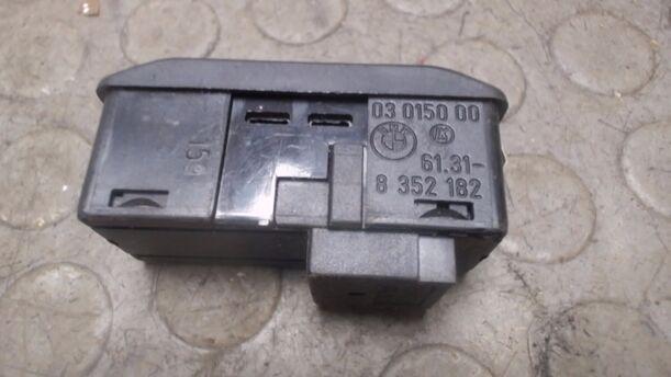 Foto: SCHALTER SCHIEBEDACH VORN eines BMW 318 Ci