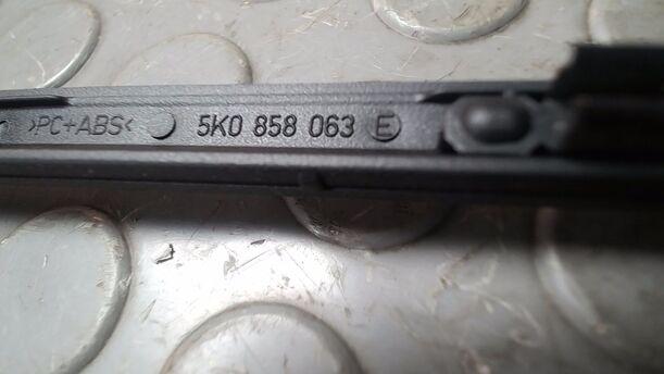 Foto: RADIOBLENDE eines VW Golf Variant 1.4 TSI