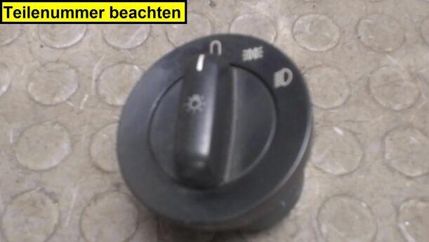 Foto: LICHTSCHALTER eines BMW 520d touring