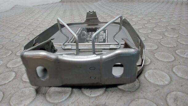 Foto: TANKKLAPPE / TANKDECKEL eines Mercedes-Benz C 180 T Kompressor