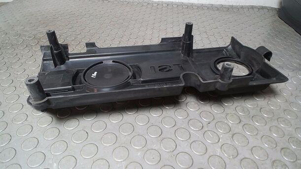 Foto: MOTORABDECKUNG / ABDECKUNG SAUGROHR eines VW Golf Variant 1.4 TSI