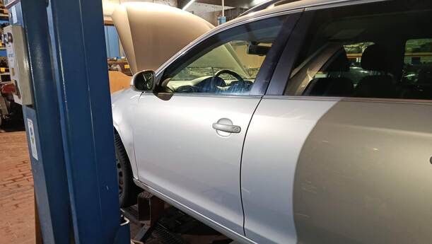 Foto: TÜR VORN LINKS ( VARIANT ) eines VW Golf Variant 1.4 TSI