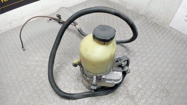 Foto: ELEKTRISCHE SERVOPUMPE eines Opel Astra 1.6 Caravan