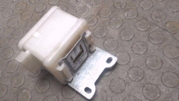 Foto: SENSOR DIEBSTAHLWARNANLAGE eines BMW 525d