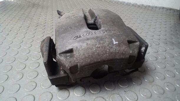 Foto: BREMSSATTEL VORN LINKS ( ATE ) eines BMW 523i touring
