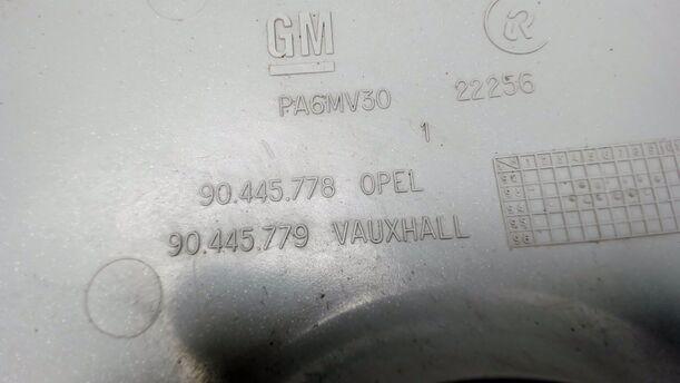 Foto: EINZELNE RADKAPPE / RADDECKEL 16 ZOLL eines Opel Astra 1.6 Caravan