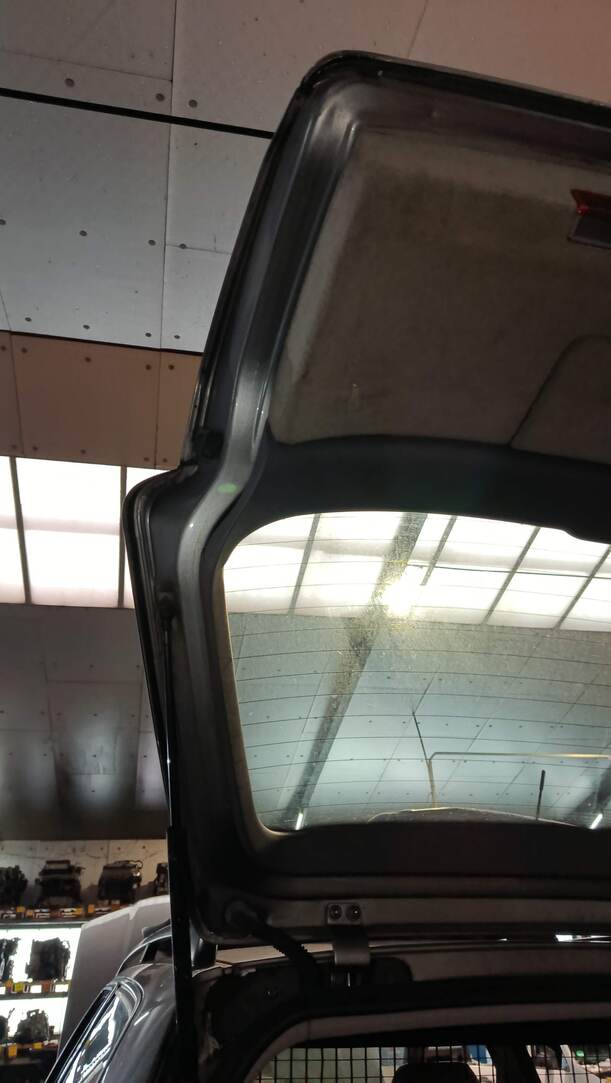 Foto: HECKKLAPPE/ HECKDECKEL ( AVANT / FACELIFT ) eines Audi A6 Avant 2.5 TDI quattro
