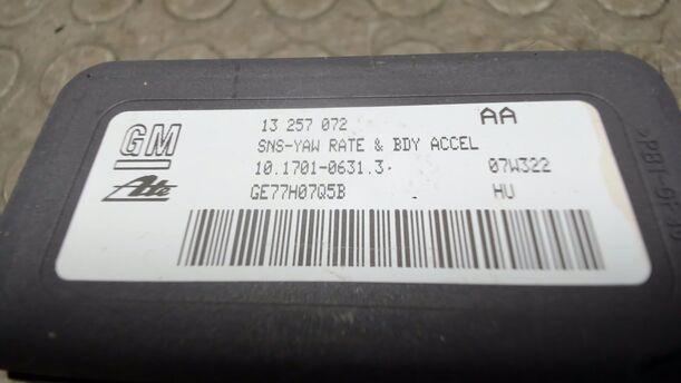 Foto: SENSOR NIVEAUREGULIERUNG eines Opel Astra 1.6 Caravan