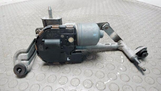 Foto: SCHEIBENWISCHERMOTOR VORNE LINKS eines VW Golf Plus 1.4