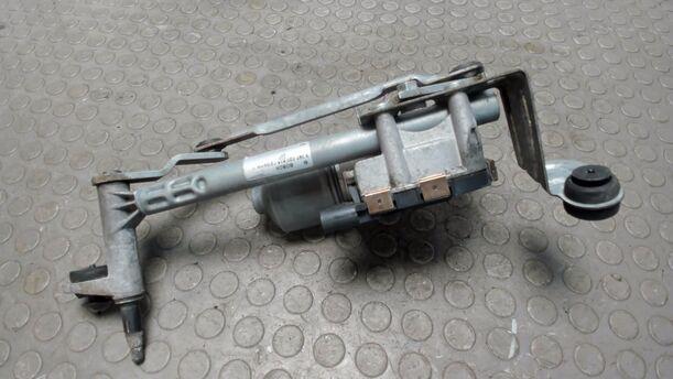 Foto: SCHEIBENWISCHERMOTOR VORNE LINKS eines VW Golf Plus 1.4