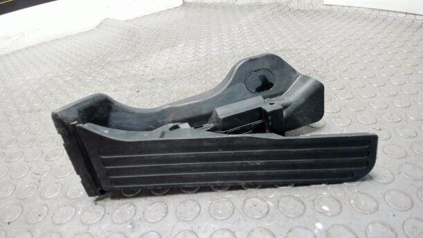 Foto: GASPEDAL eines VW Golf Plus 1.4