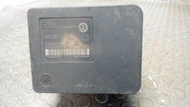 Foto: HAUPTBREMSAGGREGAT ABS eines VW Golf Plus 1.4