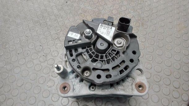 Foto: LICHTMASCHINE / GENERATOR 110A eines VW Golf Plus 1.4