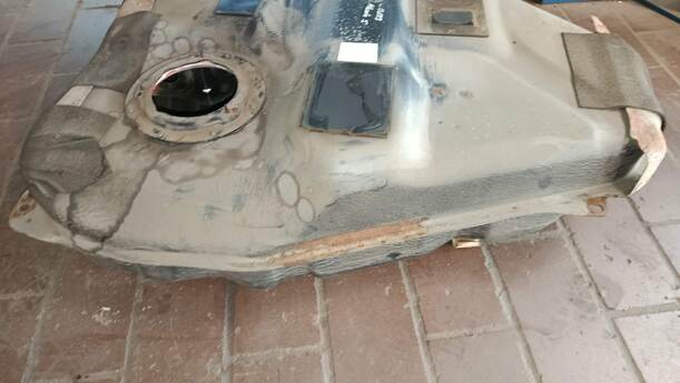 Foto: KRAFTSTOFFTANK eines Mazda 5 1.8