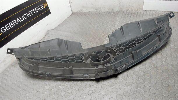 Foto: KÜHLERGRILL eines Mazda 5 1.8
