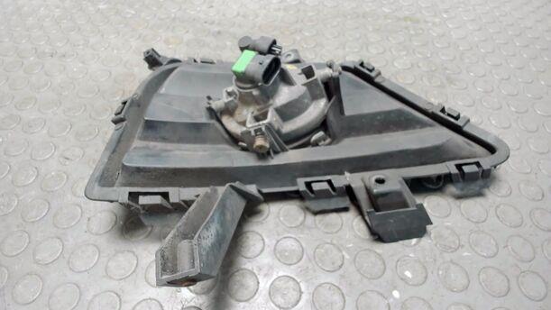Foto: NEBELSCHEINWERFER LINKS eines Mazda 5 1.8