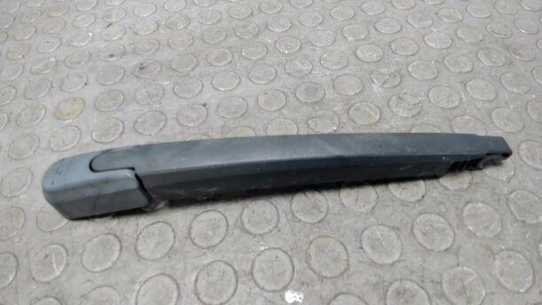 Foto: SCHEIBENWISCHERARM HINTEN eines Mazda 5 1.8