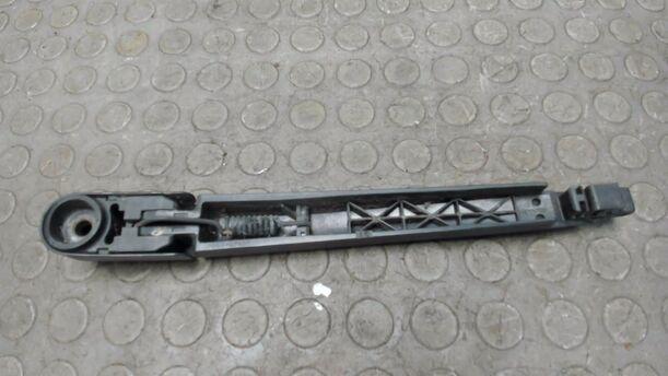 Foto: SCHEIBENWISCHERARM HINTEN eines Mazda 5 1.8