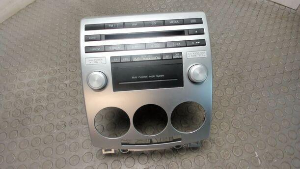 Foto: RADIO ( OHNE RADIOCODE ) eines Mazda 5 1.8