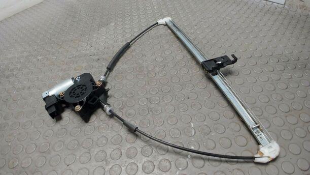 Foto: FENSTERHEBER HINTEN LINKS eines Mazda 5 1.8
