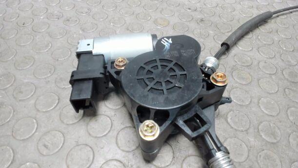 Foto: FENSTERHEBER HINTEN LINKS eines Mazda 5 1.8