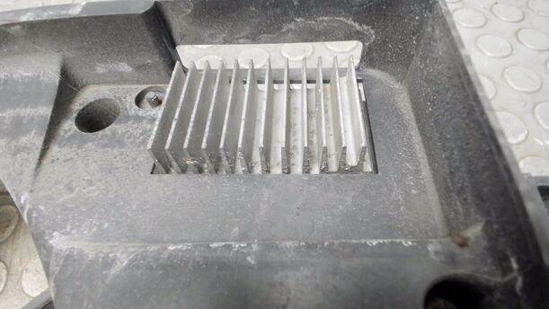 Foto: ELEKTROLÜFTER eines Mazda 5 1.8