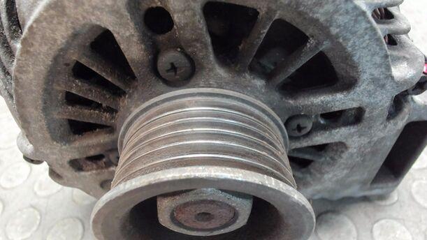 Foto: LICHTMASCHINE / GENERATOR ( 90A ) eines Mazda 5 1.8