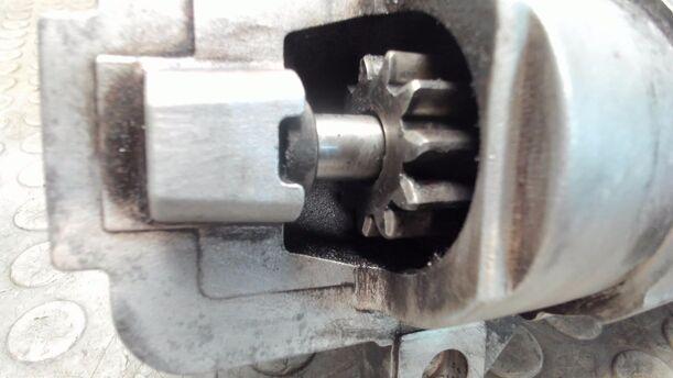 Foto: ANLASSER / STARTER eines Mazda 5 1.8