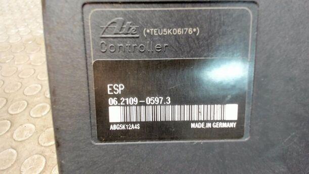 Foto: HAUPTBREMSAGGREGAT ABS / ESP eines Mazda 5 1.8