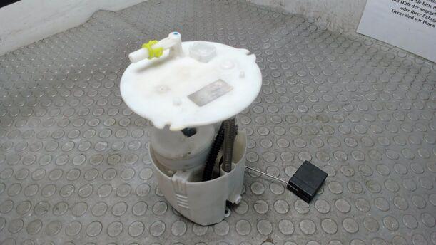 Foto: KRAFTSTOFFPUMPE eines Mazda 5 1.8