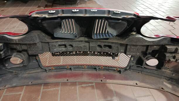 Foto: STOSSFÄNGER / STOSSSTANGE VORN eines Rover 75 Tourer 2.0 CDTi