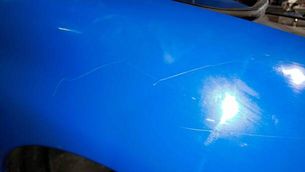 Foto: KOTFLÜGEL RECHTS eines Peugeot 206 60