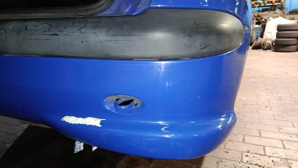 Foto: STOSSFÄNGER / STOßSTANGE HINTEN (SPORT) eines Peugeot 206 60