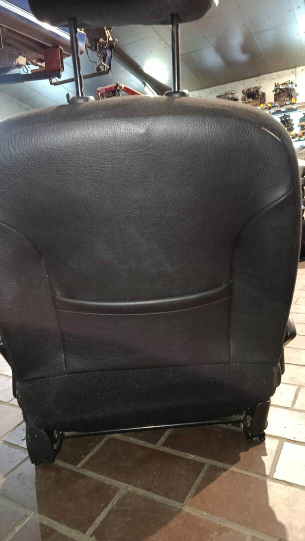 Foto: SITZ VORNE LINKS / FAHRERSITZ eines Peugeot 206 60