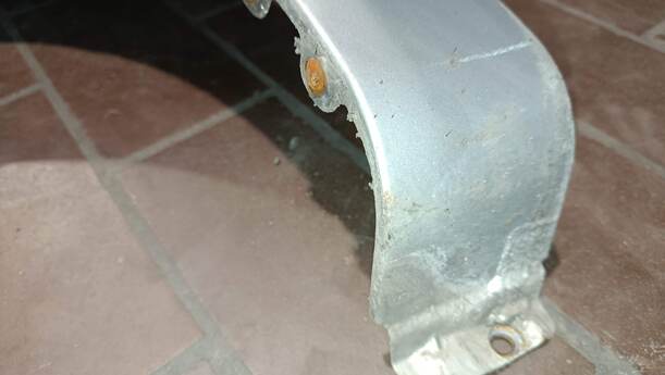 Foto: KOTFLÜGEL LINKS eines Chevrolet Kalos 1.4 16V