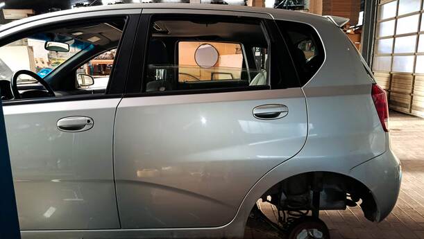 Foto: TÜR HINTEN LINKS eines Chevrolet Kalos 1.4 16V