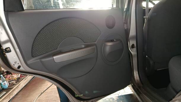 Foto: TÜR HINTEN LINKS eines Chevrolet Kalos 1.4 16V