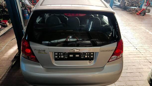 Foto: HECKKLAPPE / HECKDECKEL eines Chevrolet Kalos 1.4 16V