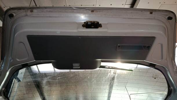 Foto: HECKKLAPPE / HECKDECKEL eines Chevrolet Kalos 1.4 16V