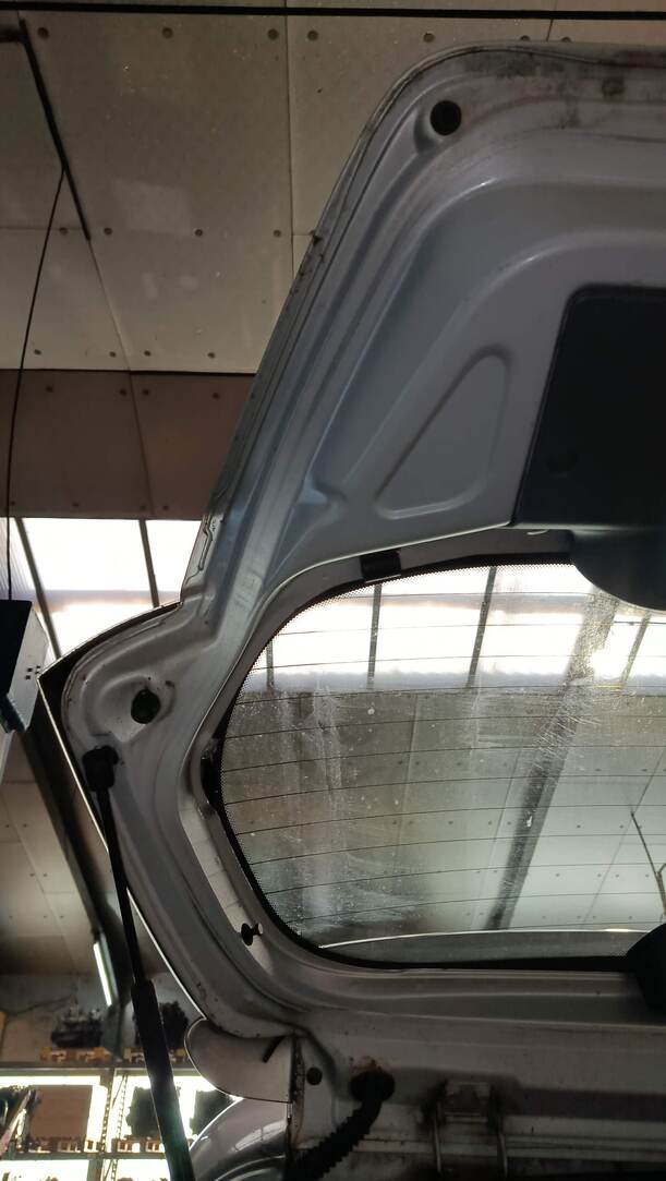 Foto: HECKKLAPPE / HECKDECKEL eines Chevrolet Kalos 1.4 16V