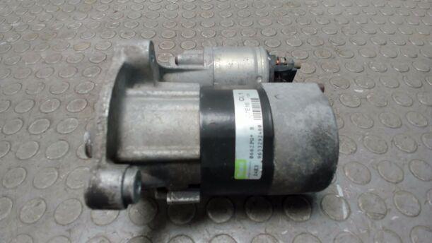 Foto: ANLASSER / STARTER eines Peugeot 206 60