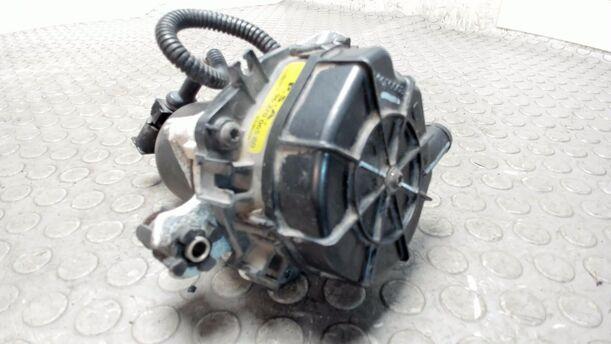 Foto: ABGASLUFTPUMPE eines Peugeot 206 60