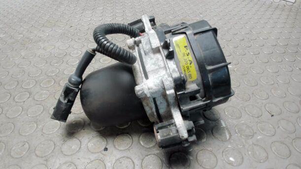 Foto: ABGASLUFTPUMPE eines Peugeot 206 60